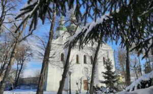 Таємниці Кирилівської церкви: киян запрошують на цікаві екскурсії