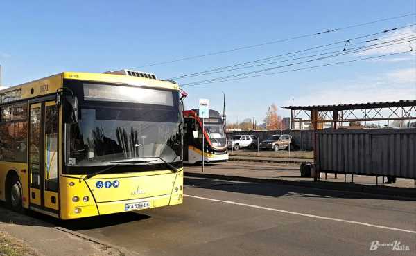 На вихідних у столиці змінять маршрути сім автобусів та два тролейбуси