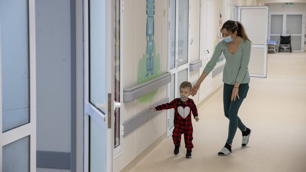 Поліпшення допомоги при множинних травмах: оновлено два відділення в київській дитячій лікарні