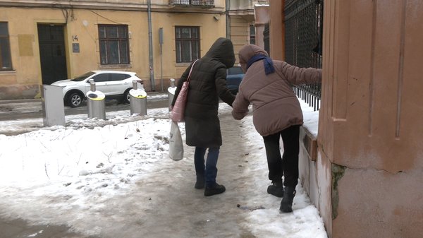 Льодяний дощ та холод: прогноз погоди в Києві та області