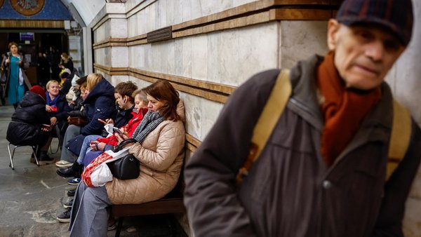 Київський метрополітен має намір закупити близько 4,5 тисяч складних сидінь для станцій,&hellip;