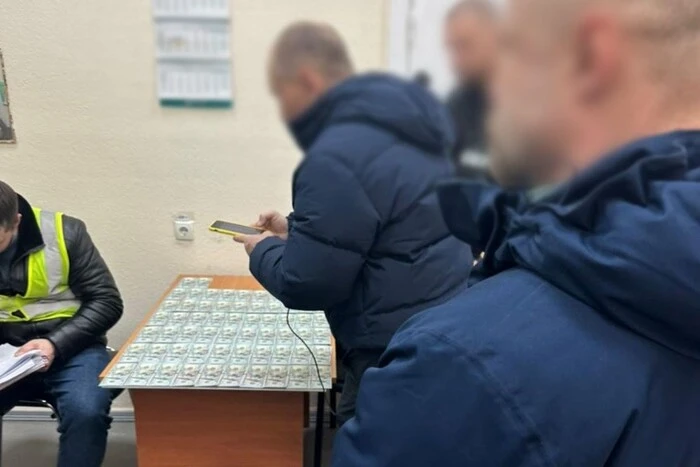 Платіж за безкоштовний документ для військового: у Києві арештовано колишнього співробітника шпиталю.