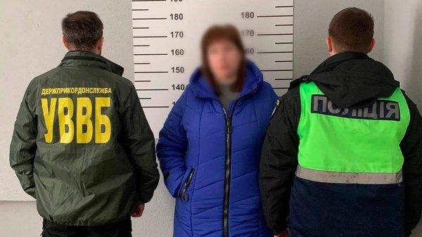 Продаж дітей під виглядом сурогату: мешканці Києва висунули звинувачення у незаконному переміщенні…