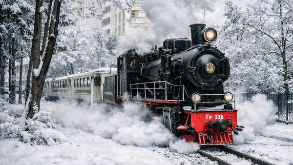 Унікальна подія: Київська залізниця для дітей тепер працює без перерв на сезон.