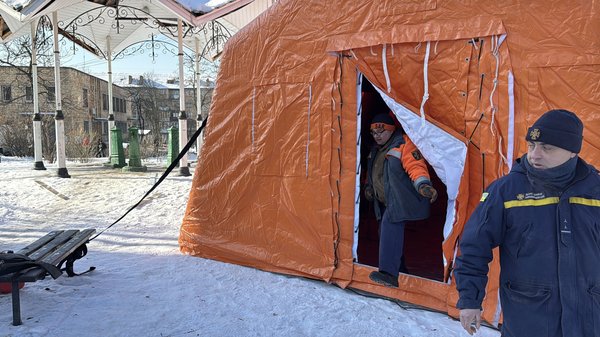 Київ: відновлено теплопостачання у 400 будівлях після атаки 12 лютого — міський…