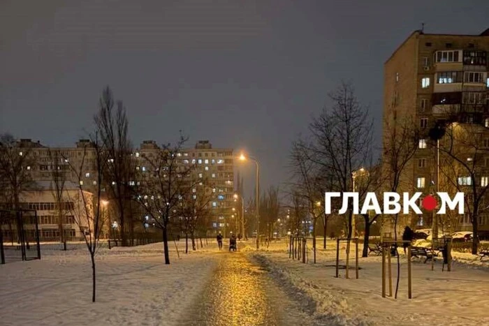 Чому в одній групі різні графіки відключень: ДТЕК пояснив ситуацію в Києві