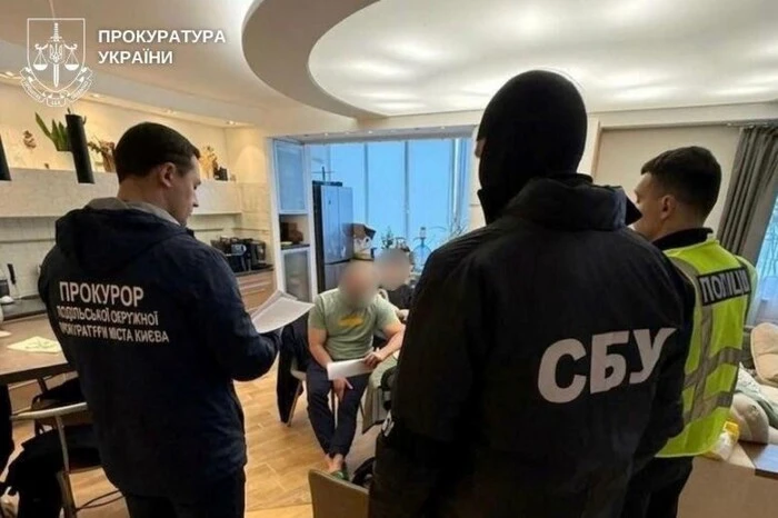 У Києві розкрито злочинну схему збуту підроблених європейських документів через кол-центри (з&hellip;