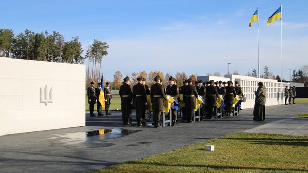 Чи вплине ухвала найвищого суду на подальші поховання на національному цвинтарі військових?