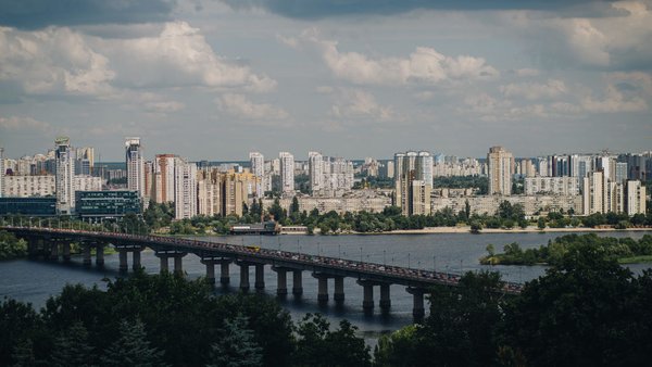 Аварію на теплотрасі поблизу мосту Патона усунено.