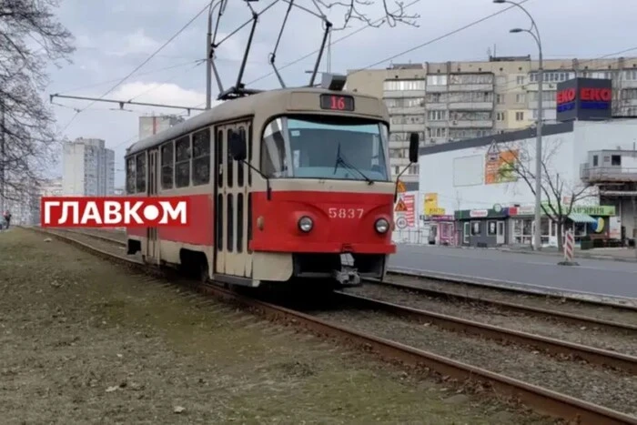 Ремонт колій на Кирилівській: як курсуватимуть трамваї до 20 березня