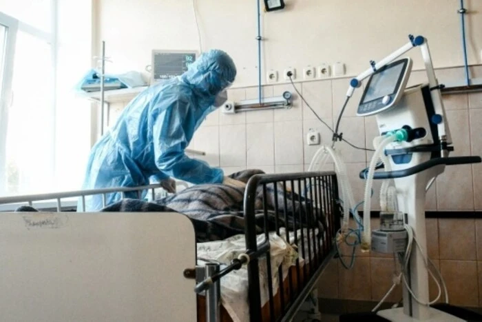 Головна 8 У Києві за останній тиждень: троє померли від Covid-19 та грипу.