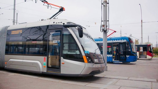 Головна 24 Лівий берег Києва: відновлення руху тролейбусів і трамваїв.