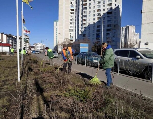 Київ покращується у 2026: день великого прибирання міста та правила змагання для об’єднань співвласників.