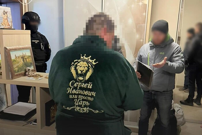 Квартирна афера: колишньому судді та адвокатам оголошено про підозру у справі щодо&hellip;