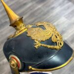 Столітній шолом пруського офіцера знайдено у посилці на київській митниці.