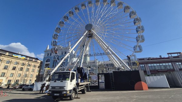 Головна 26 Оглядове колесо на Поділлі: Не знесення, а сезонне обслуговування після зимового періоду.