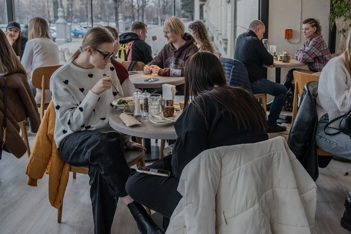 У Києві закриваються кав’ярні: експерт назвав фактори кризи.