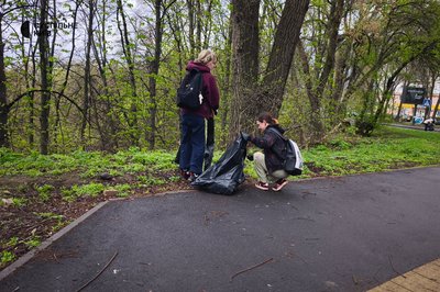 Прибирали і знайшли бойову гранату: у Протасовому Яру провели толоку