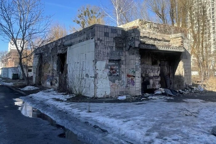 Голосіївська “туалетна афера” на 14 мільйонів: прокуратура подає позов