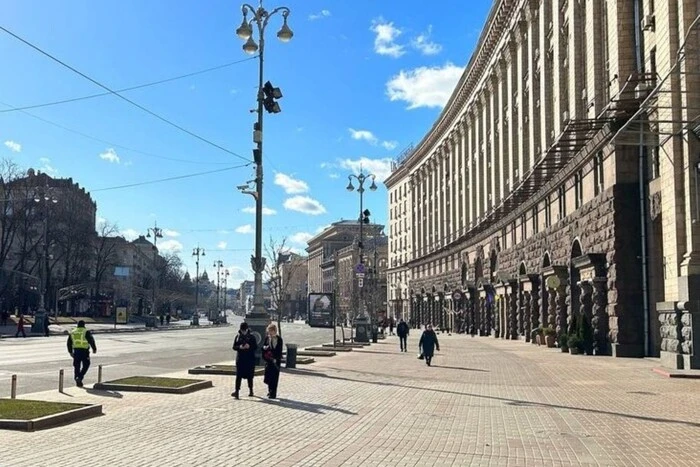 Рух транспорту на Хрещатику 3 та 4 квітня буде обмежено