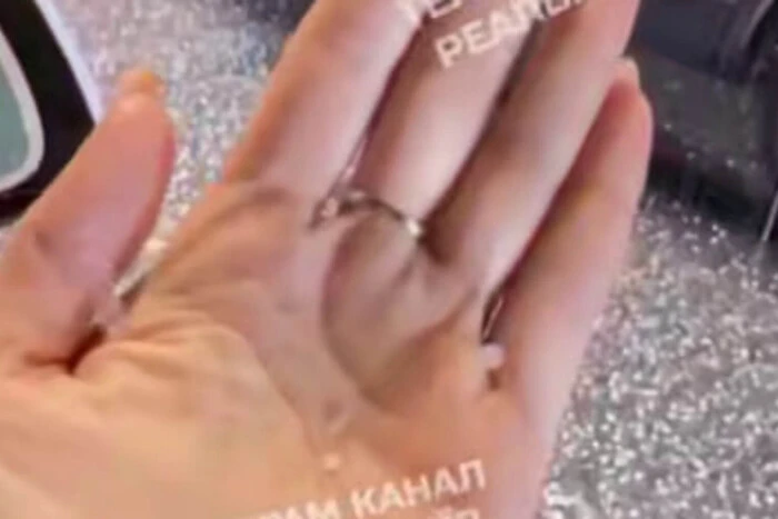 Весняний грім у Києві: град накрив місто (відео)