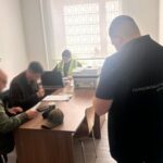 Збував фіктивні FPV-дрони та спорядження: киянину висунуто звинувачення у злочині.