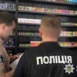 Головна 23 Нелегальний продаж вейпів: більше 270 обшуків у Києві та областях