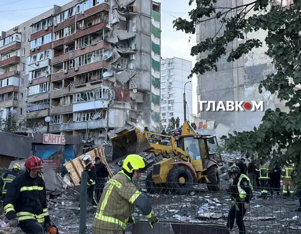 Росія здійснила потужний удар по Києву: є жертви та численні поранені (оновлено)