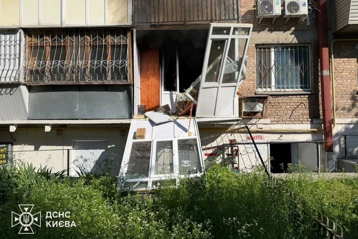 Рятувальники показали наслідки вибуху в будинку на Печерську (фото)