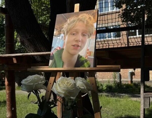 Кияни віддали шану 12-річному Григорію Глушичу, який трагічно загинув у гучному автопригоді.