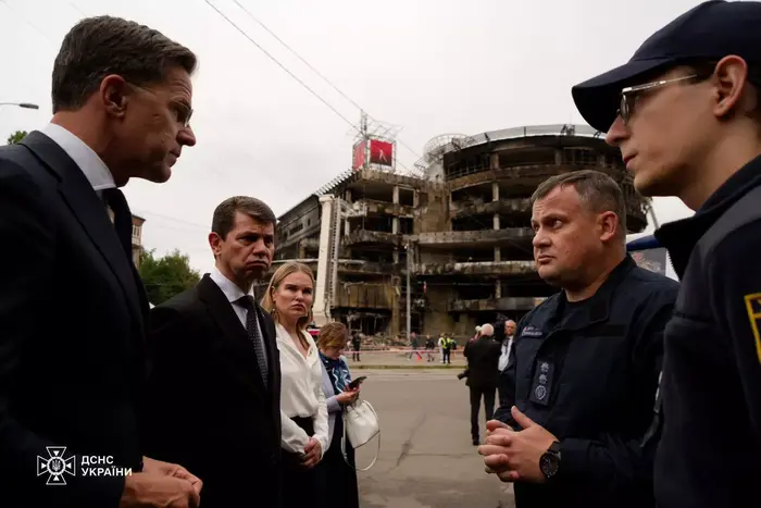 Генеральний секретар НАТО відзначив наслідки російських атак на столицю 14 Генеральний секретар НАТО відзначив наслідки російських атак на столицю 5