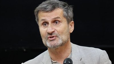 Обстріл української столиці завдав шкоди кіностудії Довженка: вибух спричинив розрив теплотраси та пошкодив більше ніж 40 вікон. 1