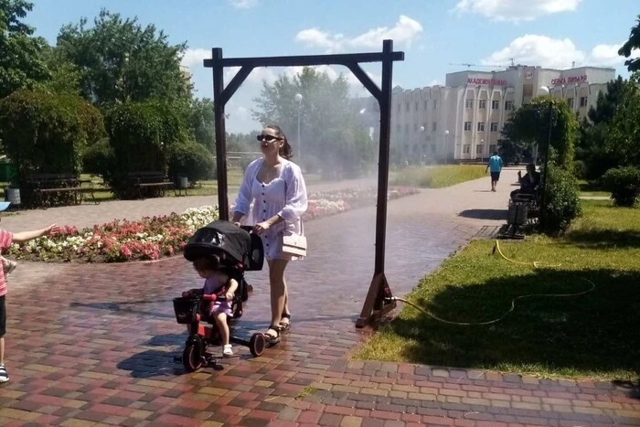Де в Києві знайти охолодження в спекотні дні: розташування фонтанчиків-розпилювачів води 5