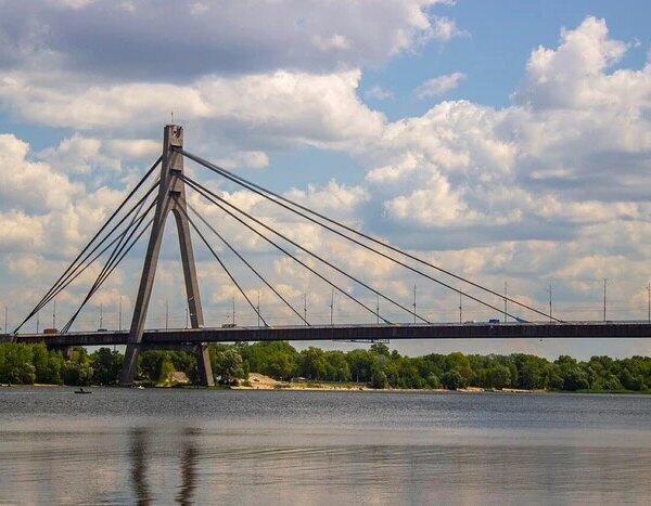 Обмеження руху на Північному мосту діятиме до 22 червня (із планом)