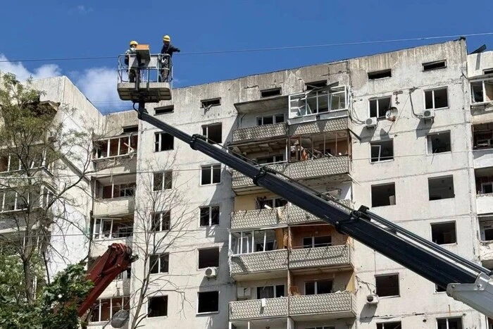 Електроенергетики відновили постачання світла до 140 тисяч помешкань киян після нічної атаки&hellip;