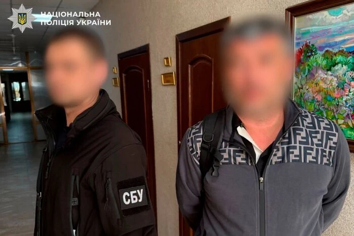 Прибирання території як шлях до отримання броні: мешканця Київської області підозрюють. 24 Прибирання території як шлях до отримання броні: мешканця Київської області підозрюють. 7