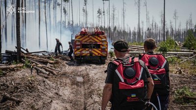 У Чорнобильській зоні відчуження горять ліси: у Києві та області забруднене повітря