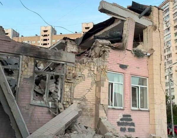 2 червня Київ зазнав атаки: опубліковано список медичних установ, що постраждали внаслідок обстрілів