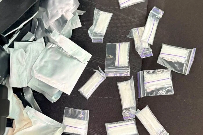 600 доз кокаїну та 13 затриманих: у Києві ліквідовано масштабну наркомережу (фото)