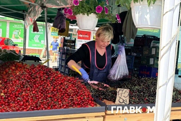 Скільки коштує черешня у Києві: «Главком» порівняв ціни на столичних ринках