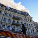 Головна 35 Російська атака завдала шкоди старовинній будівлі Зекцнера на бульварі Шевченка
