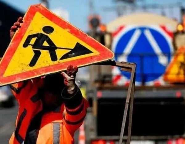 Рух транспорту по вулиці Левка Лук’яненка буде обмежено до першого вересня.