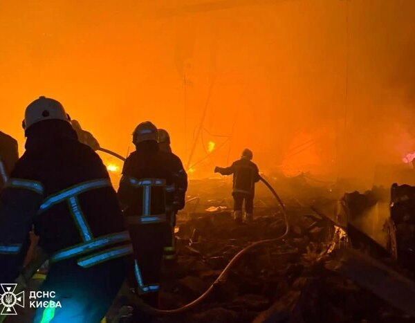 Наслідки нападу на Київ: правоохоронці звернулися до автомобілістів