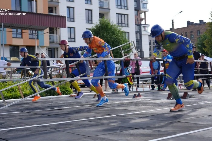 Київські рятувальники перемогли на Чемпіонаті України з пожежно – прикладного спорту