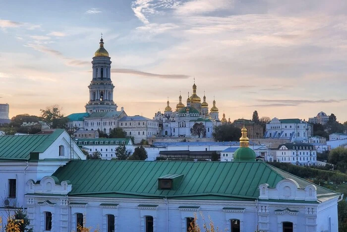 Допомога в Києво-Печерській лаврі: як долучитися до волонтерства та які вимоги для учасників 1 Допомога в Києво-Печерській лаврі: як долучитися до волонтерства та які вимоги для учасників 1