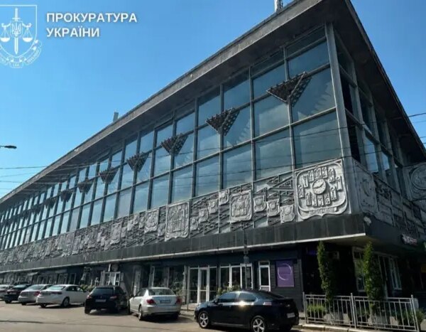 Суд визначить долю Житнього ринку: прокуратура вимагає захисту пам’ятки