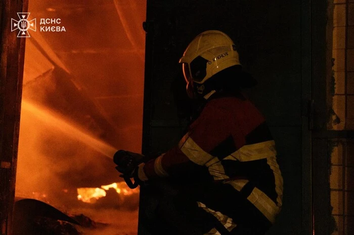 Стало відомо про постраждалих після удару Росії по Києву