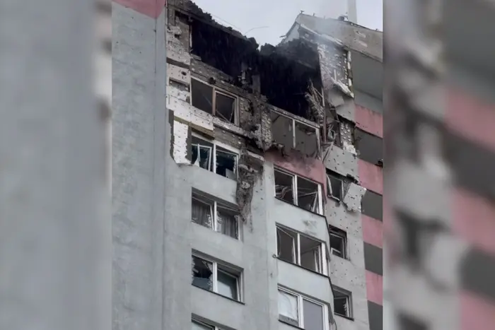 Напад на столицю: Безпілотник влучив у житловий будинок, постраждала дитина (змінено)