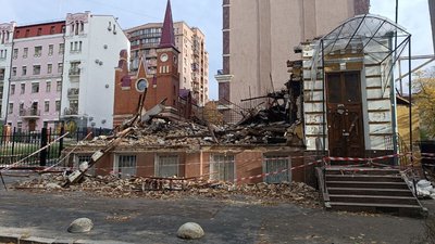 У Київській міській державній адміністрації схвалили план відновлення садиби Зеленських. 2