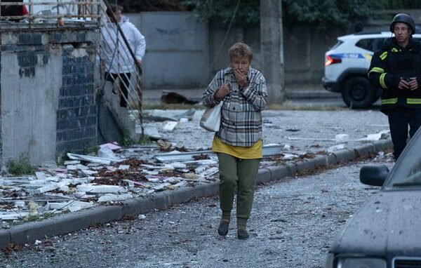 У стані середньої тяжкості та важкому: 19 осіб перебувають у лікарнях Києва після вчорашніх обстрілів